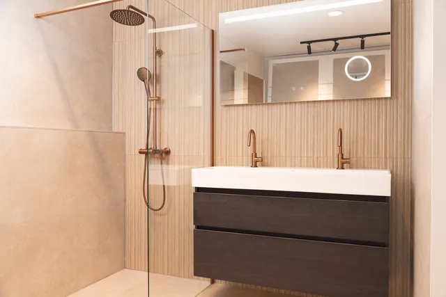 Showroom van Dannenberg Tegels en Sanitair, foto 6