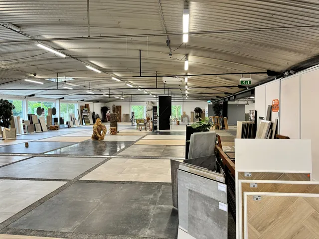 Showroom van TegelMaxx Hengelo in Hengelo