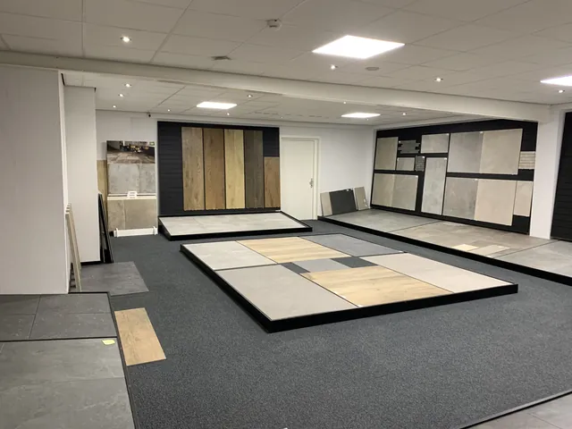 Showroom van Van Wezel Tegelwerken, foto 2